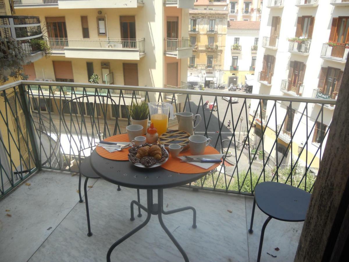 Appartamento Velia Salerno Exterior photo