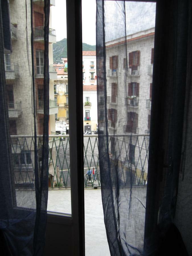 Appartamento Velia Salerno Exterior photo